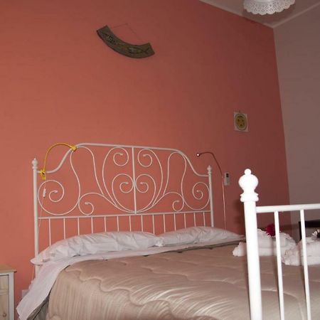 Velia B&B Gaeta Exterior foto